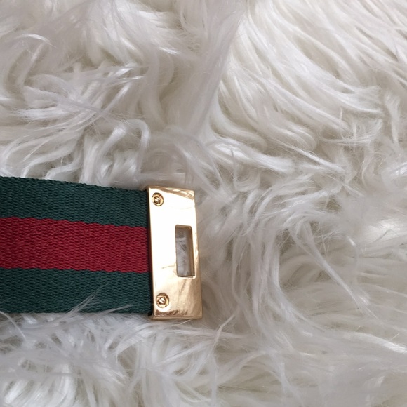 Red green bee design bracelet wristlet bangle 🌺 - Picture 4 of 8